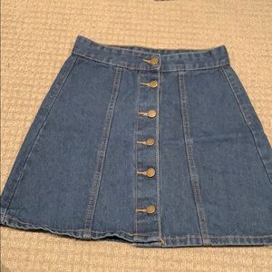 denim skirt